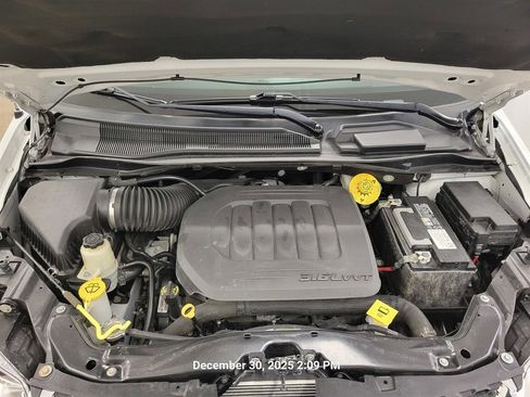 Used 2020 Dodge Grand Caravan SE image 8