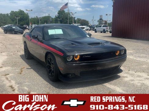 Used 2022 Dodge Challenger R/T Scat Pack RWD image 1