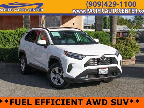 Used 2023 Toyota RAV4 XLE image 1
