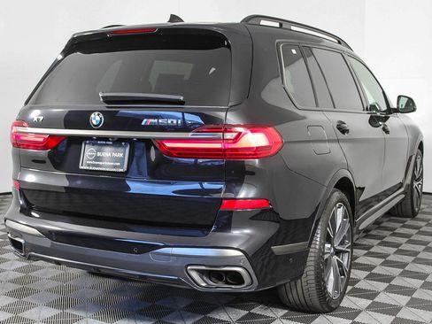 Used 2020 BMW X7 M50i image 8