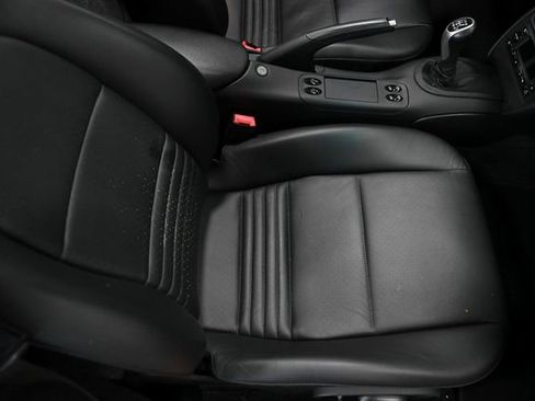 Used 2001 Porsche Boxster image 40