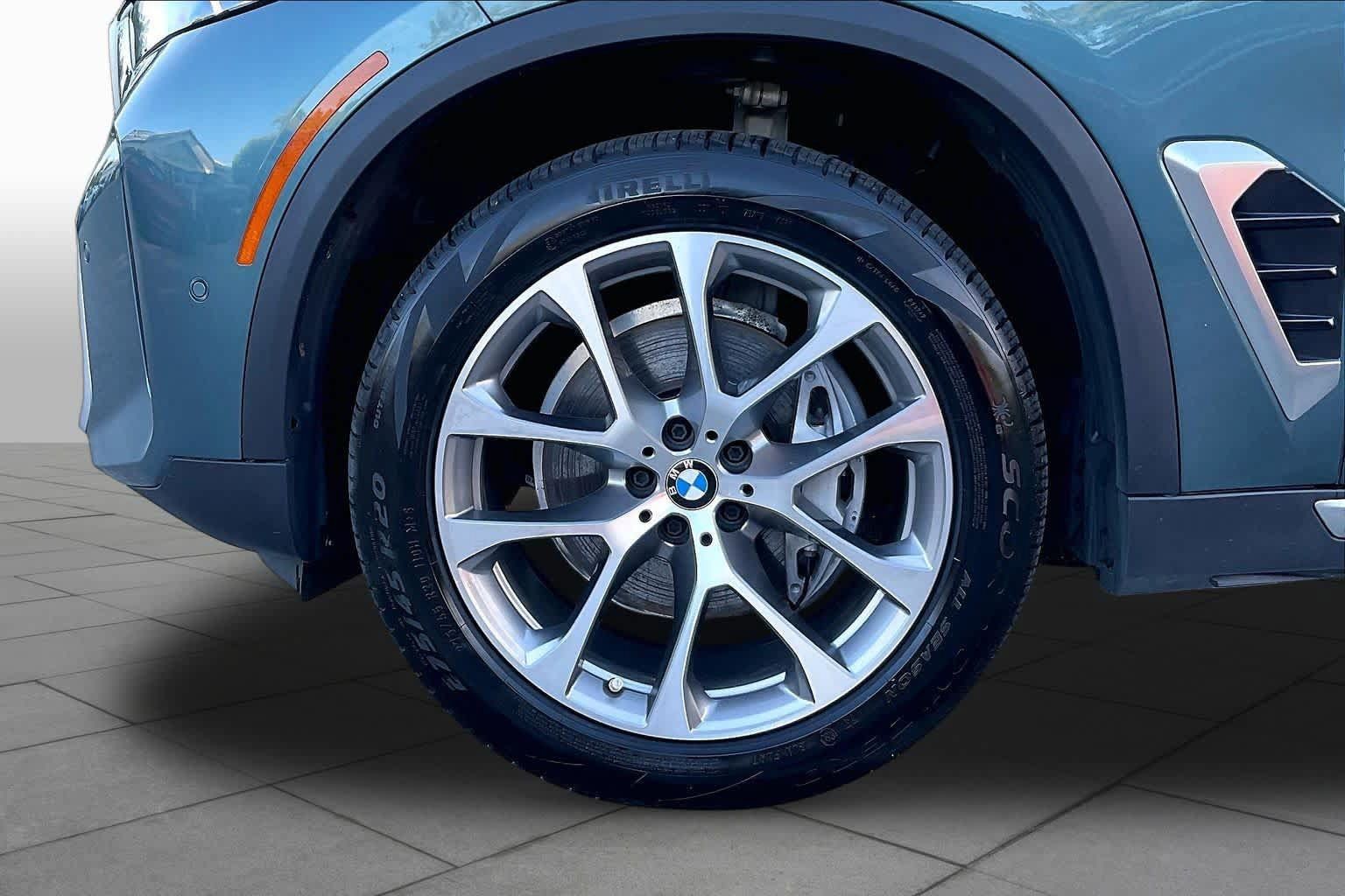 Used 2024 BMW X5 xDrive40i w/ Executive Package AWD/4WD image 10
