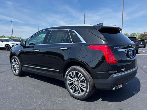 Used 2017 Cadillac XT5 Premium Luxury w/ Driver Assist Package FWD image 5