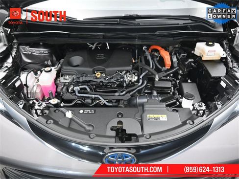 Used 2024 Toyota Sienna Platinum image 49