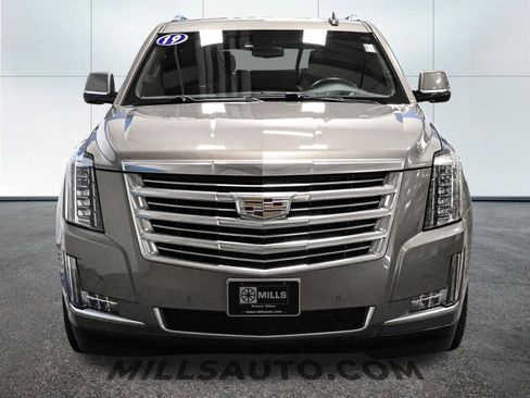 Used 2019 Cadillac Escalade ESV Platinum image 14