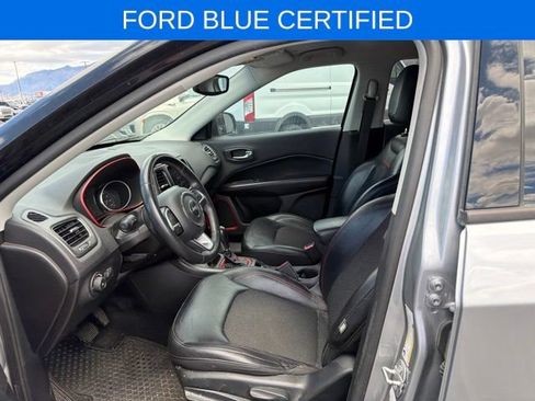 Used 2019 Jeep Compass Trailhawk AWD/4WD image 23