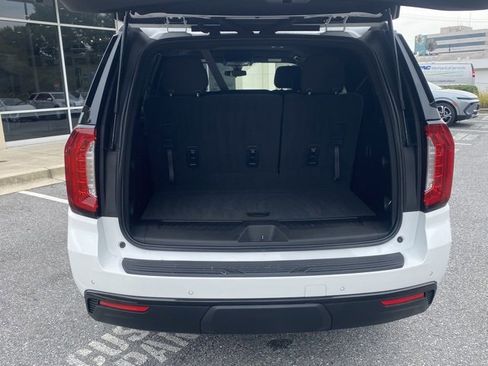 Used 2022 GMC Yukon SLE image 7