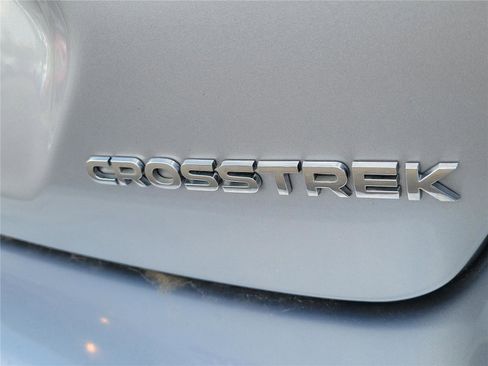Used 2025 Subaru Crosstrek 2.0i Premium AWD/4WD image 7
