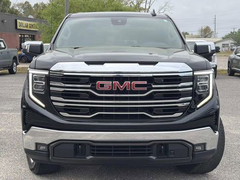 Used 2024 GMC Sierra 1500 SLT w/ SLT Premium Package image 4