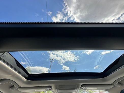 Used 2025 MAZDA CX-50 AWD 2.5 S w/ Premium Plus Pkg image 25