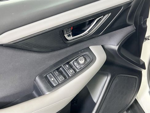 Used 2022 Subaru Outback Premium AWD/4WD image 18