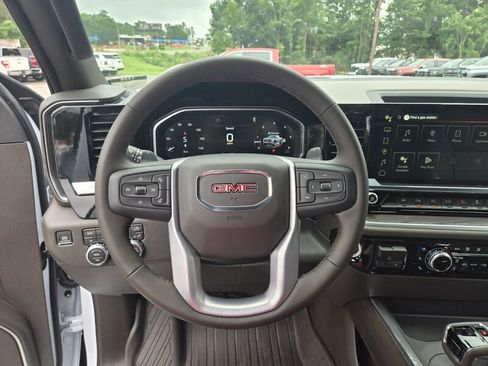 New 2026 GMC Sierra 1500 SLT w/ SLT Premium Plus Package AWD/4WD image 9