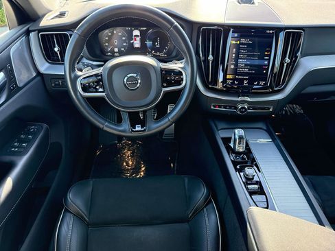 Used 2018 Volvo XC60 T8 R-Design w/ Convenience Package image 14