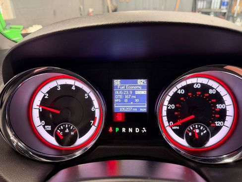 Used 2018 Dodge Grand Caravan GT FWD image 17