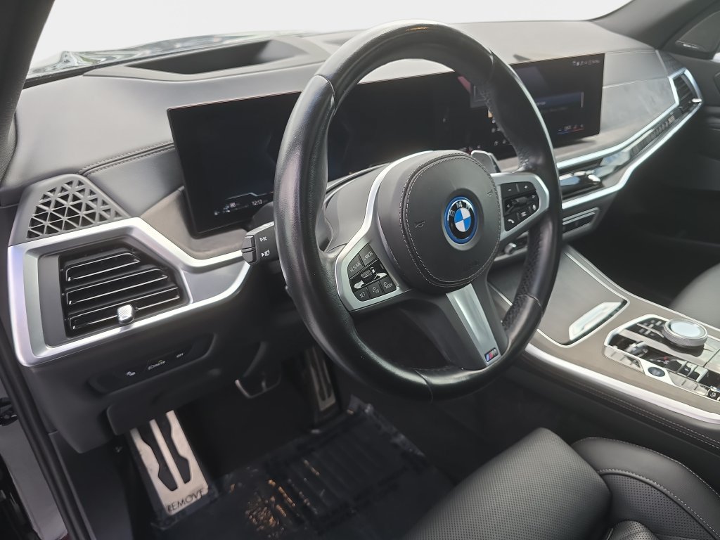 Used 2024 BMW X5 xDrive50e w/ Executive Package AWD/4WD image 25