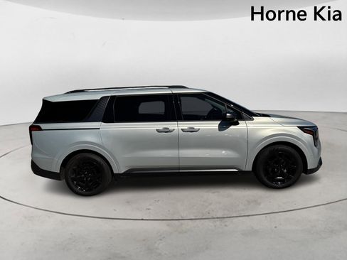 New 2026 Kia Carnival SX w/ SX Dark Edition Package image 3