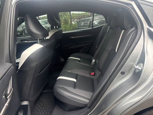Used 2025 Toyota Camry SE w/ Convenience Package FWD image 27