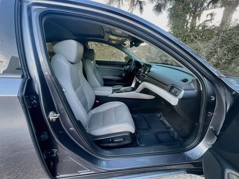 Used 2018 Honda Accord EX-L image 30