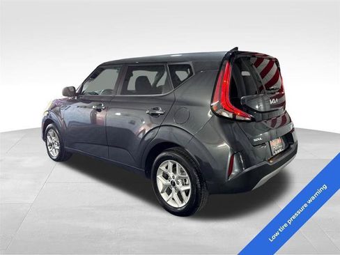 Used 2023 Kia Soul LX w/ Option Group 015 FWD image 7