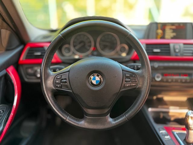 Used 2014 BMW 320i Sedan RWD image 32