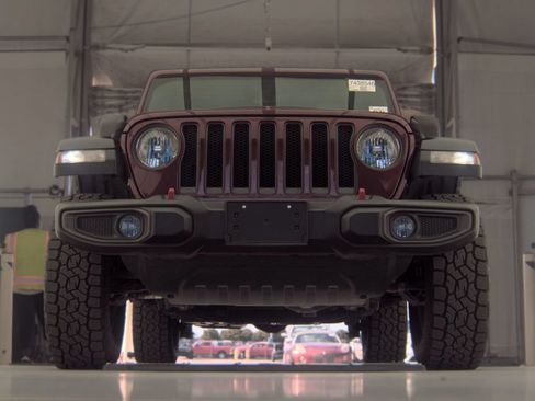 Used 2021 Jeep Wrangler Unlimited Rubicon AWD/4WD image 6