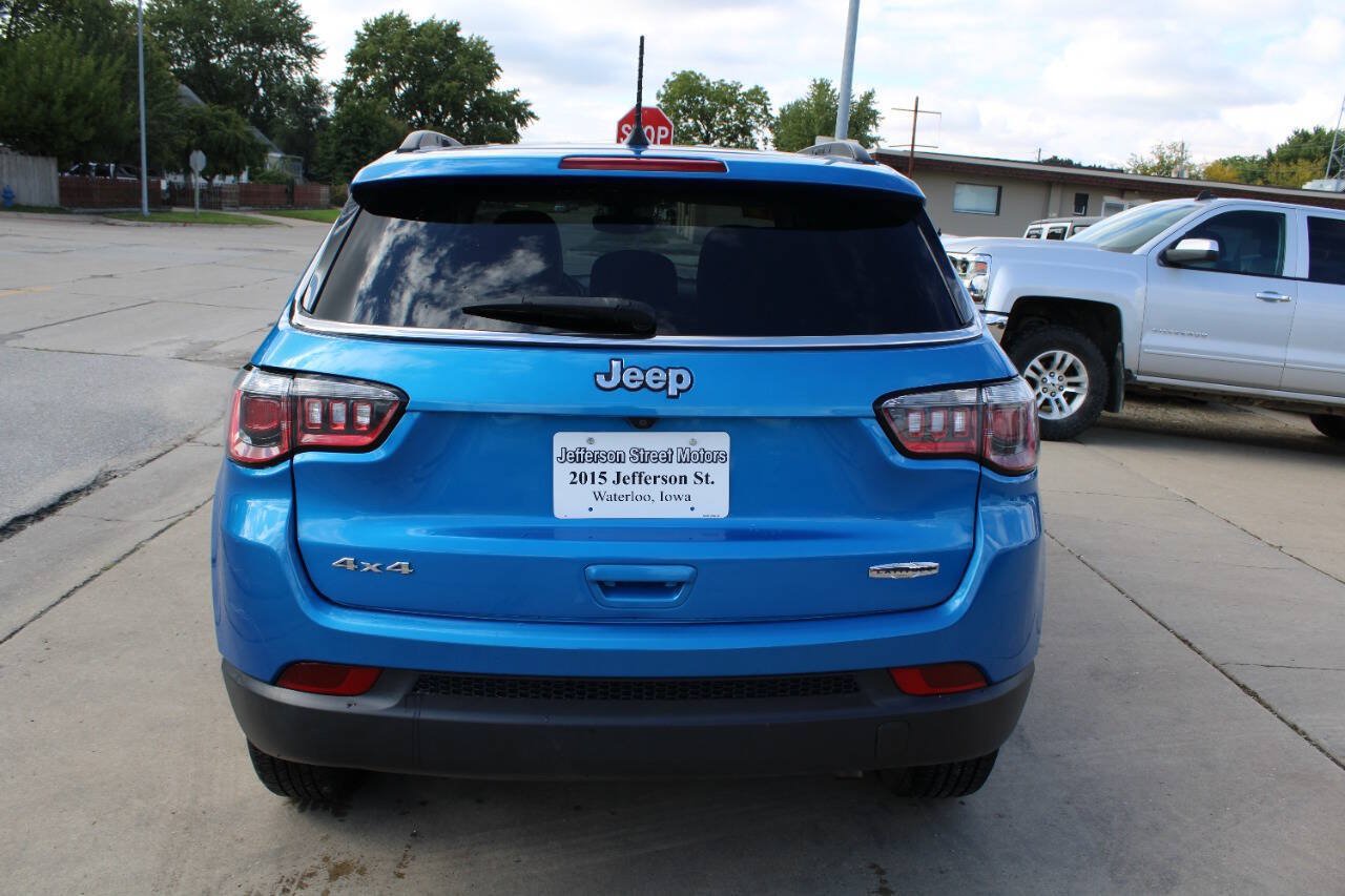 Used 2019 Jeep Compass Latitude AWD/4WD image 4