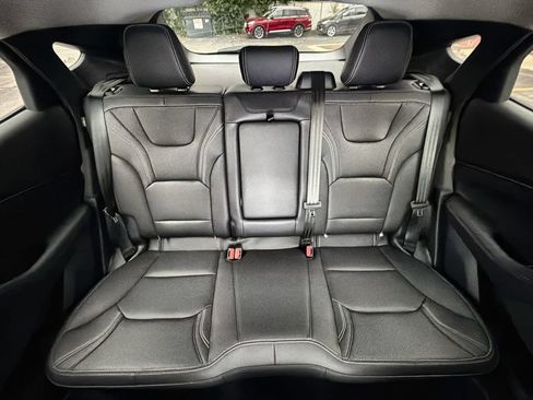 Used 2025 Ford Mustang Mach-E Premium AWD/4WD image 26