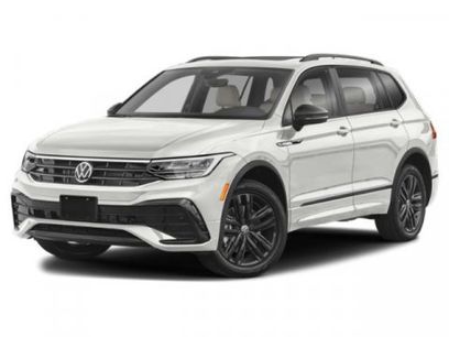 Certified 2022 Volkswagen Tiguan SE R-Line