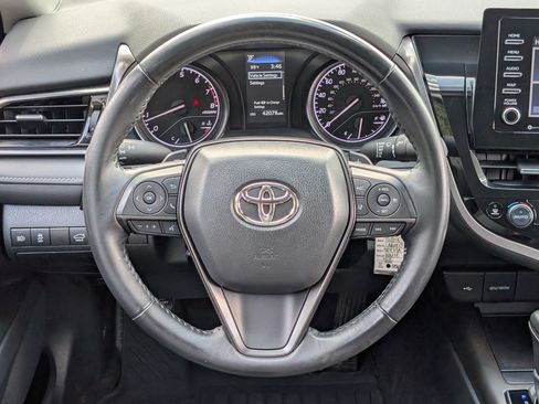 Used 2022 Toyota Camry SE FWD image 24