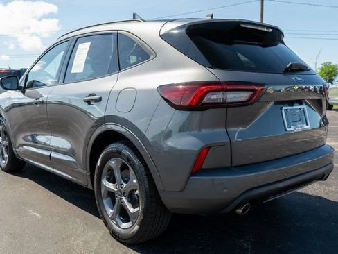 Used 2023 Ford Escape ST-Line w/ Equipment Group 301A FWD image 8