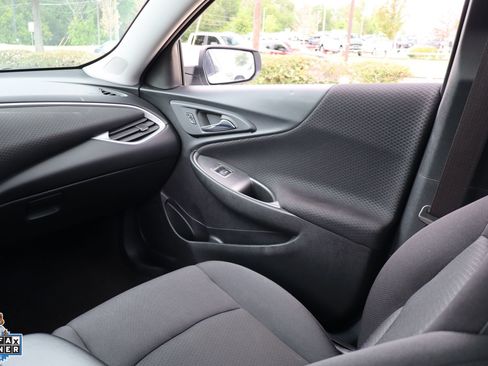 Used 2024 Chevrolet Malibu LT FWD image 23