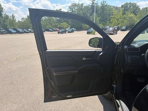 New 2026 Toyota Tacoma TRD Sport w/ TRD Sport Premium Package AWD/4WD image 19