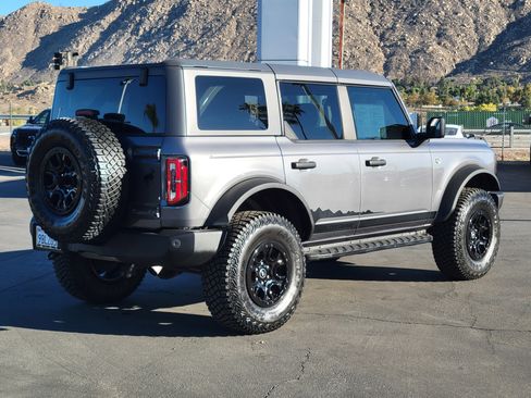 Used 2022 Ford Bronco Wildtrak image 2