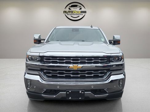 Used 2018 Chevrolet Silverado 1500 LTZ w/ LTZ Plus Package image 2