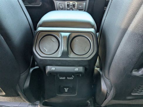 Used 2021 Jeep Wrangler Unlimited Rubicon w/ Dual Top Group image 17