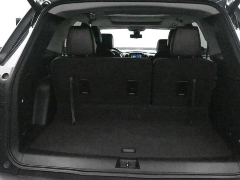 Used 2021 Chevrolet Traverse LT w/ LT Premium Package AWD/4WD image 15