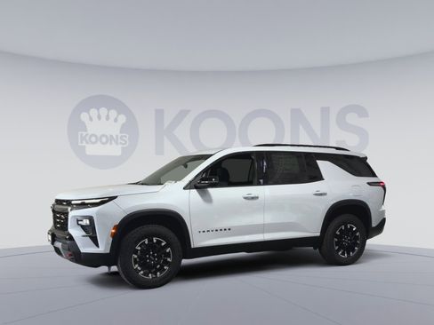 New 2026 Chevrolet Traverse Z71 w/ Enhanced Driving Package image 5