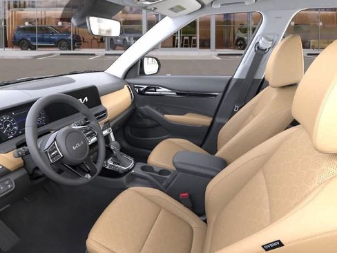 Certified 2026 Kia Seltos EX w/ EX Sunroof Package AWD/4WD image 17