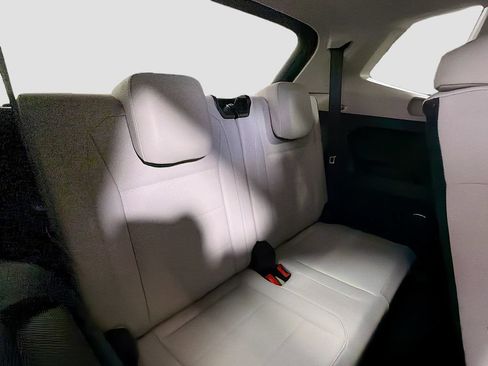 Used 2018 Volkswagen Tiguan SE w/ 3rd Row Seat Package AWD/4WD image 27