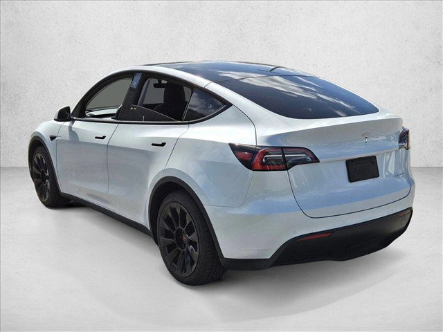 Used 2021 Tesla Model Y Long Range AWD/4WD image 7
