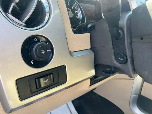 Used 2013 Ford F150 Lariat w/ Luxury Equipment Group image 27