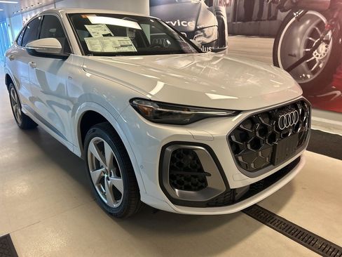 New 2025 Audi Q5 Premium Plus image 2