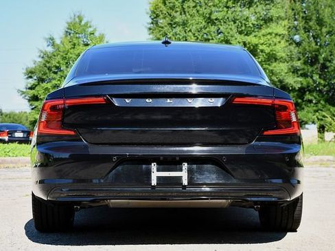 Used 2023 Volvo S90 B6 Plus w/ Protection Package Premier AWD/4WD image 6