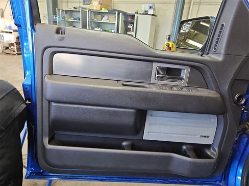 Used 2014 Ford F150 FX4 w/ Equipment Group 402A Luxury image 25