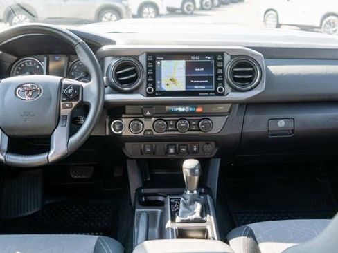 Used 2023 Toyota Tacoma TRD Sport AWD/4WD image 15
