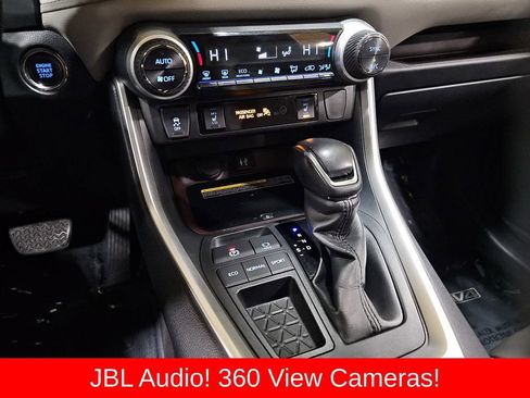 Certified 2019 Toyota RAV4 Limited image 16