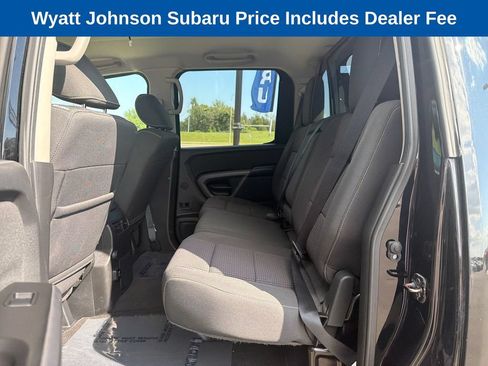 Used 2015 Nissan Titan PRO-4X AWD/4WD image 35