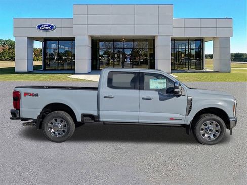 New 2026 Ford F350 King Ranch w/ Chrome Package AWD/4WD image 3