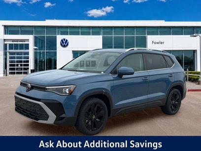 New 2026 Volkswagen Taos SE