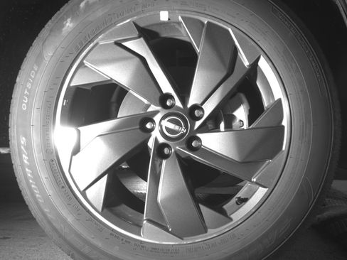 Used 2025 Nissan Rogue SV FWD image 13